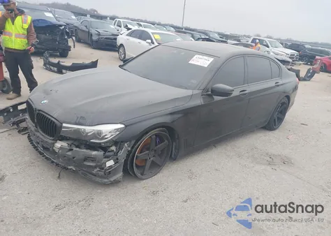 2017 BMW 740I из США, поврежденный, VIN WBA7E2C35HG740869